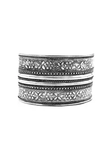 TEEJH Women Silver-Toned Set Of 3 Stacked Oxidized Bangle-Style Bracelet