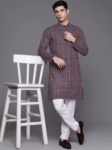Indo Era Men Navy Blue & Maroon Ethnic Motifs Printed Pure Cotton Kurta