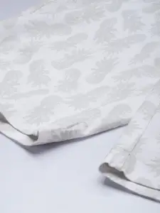 Louis Philippe Sport Men White And Sage Green Conversational Printed Slim Fit Shorts