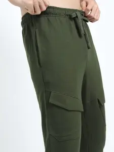 HIGHLANDER Men Olive-Green Solid Slim Fit Track Pants