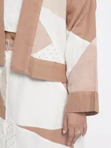 Fabindia Women Cotton White & Brown Abstract Printed Shrug