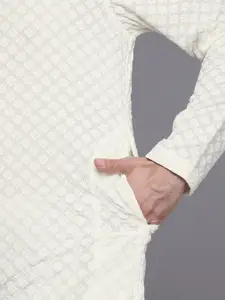 Manyavar Men Off White Floral Embroidered Chikankari Kurta with Churidar