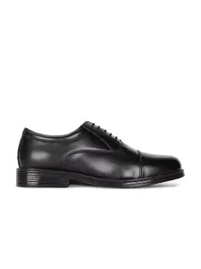 Bata Men Black Solid Formal Oxford Shoes