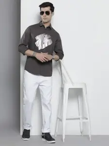 The Indian Garage Co Men Grey Classic Graphic Printed Casual Shirt