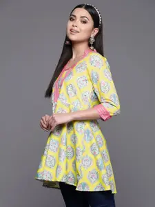 Ahalyaa Floral Printed Square Neck Gotta Patti Pleated Kurti