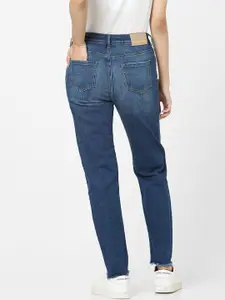 Vero Moda Women Blue Mildly Distressed Light Fade Crop Jeans