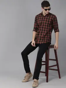 V Dot Men Red & Black Slim Fit Checked Casual Shirt