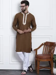 SOJANYA Men Olive Green Pure Cotton Embroidered Kurta with Churidar