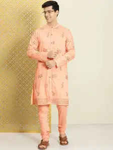 House of Pataudi Men Peach-Coloured Floral Embroidered Thread Work Kurta with Churidar
