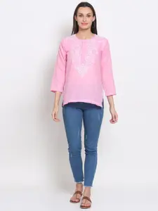 PARAMOUNT CHIKAN Women Embroidered Lucknowi Chikankari Cotton Kurti