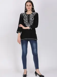 PARAMOUNT CHIKAN Women Embroidered Lucknowi Chikankari Cotton Kurti