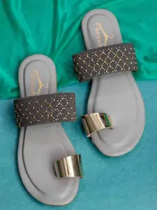 Brauch Women Grey Ethnic Embellished One Toe Flats