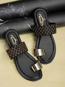 Brauch Women Black Embellished Ethnic One Toe Flats