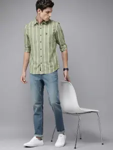 U.S. Polo Assn. Denim Co. Denim Co Men Green And White Slim Fit Striped Pure Cotton Casual Shirt