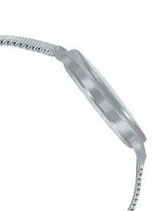 CASIO Men Dial & Stainless Steel Bracelet Style Analogue Watch A2010