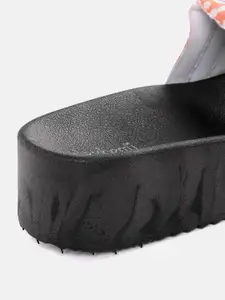 DressBerry Women Black & Yellow Leopard Print Heeled Sliders