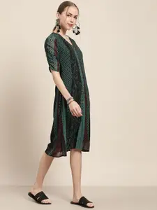Sangria Women Black & Green Geometric Print Georgette A-Line Midi Dress