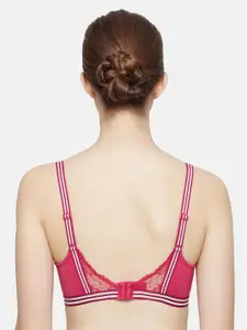 Triumph Magenta & White Spotlight Detachable Shoulder Straps Lightly Padded Wired Multiway Tshirt Bra