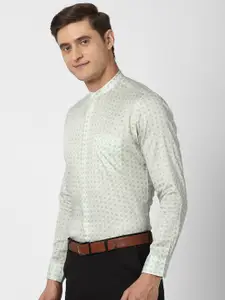 Peter England Elite Men Green Printed Formal Shirt