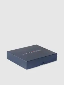 Tommy Hilfiger Men Tan Leather Two Fold Wallet