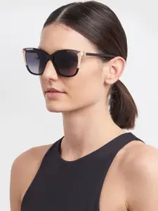 Carolina Herrera Women Grey Lens & Black Rectangle Sunglasses UV Protect 205097KDX589O