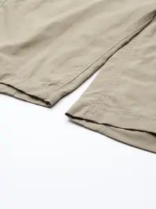 Columbia Men Khaki Solid Omni-Shade Omni-Wick Silver Ridge Cargo Short