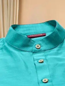 TATTVA Men Sea Green Solid Cotton Kurta