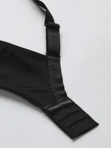 Triumph Women Black & Beige Full Coverage Non Wired Lace Everday Bra110I614