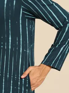 KISAH Men Teal Dyed Thread Work Kurta with Churidar