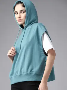 The Roadster Lifestyle Co. Women Green Extended Sleeve Hooded Sweatshirt