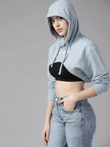 Roadster Women Blue Printed Hooded Cropped Sweatshirt