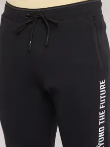 Duke Men Black Solid Cotton Track Pants