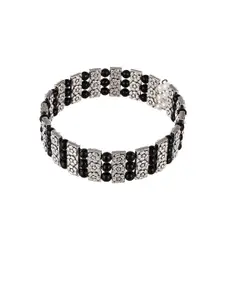 Silvermerc Designs Women Silver-Toned & Black Brass Antique Silver-Plated Cuff Bracelet