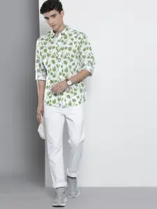The Indian Garage Co Men Off White Floral Printed Pure Cotton Casual Shirt