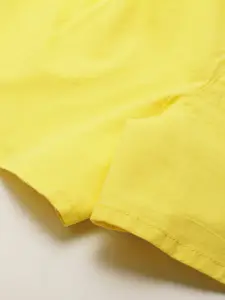 FOREVER 21 Women Yellow Solid Shorts