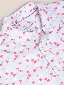 U.S. Polo Assn. U S Polo Assn Men White Regular Fit Floral Printed Cotton Casual Shirt
