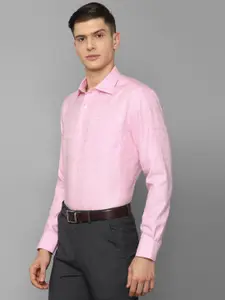 Louis Philippe Permapress Men Pink Wrinkle Free Formal Shirt