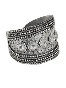 TEEJH Women Silver Bracelet