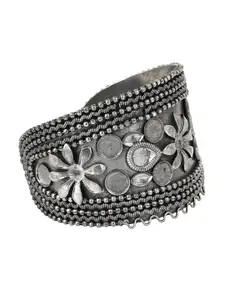 TEEJH Women Silver Bracelet