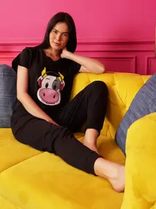 Clovia Women Black & White Printed V-Neck Night suit