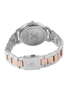 Daniel Klein Women Silver-Toned Dial & Silver Toned Analogue Watch DK.1.13058-5-Silver