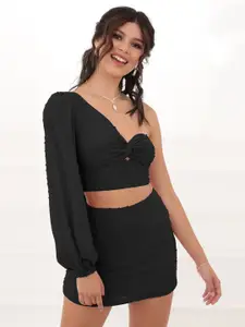 Berrylush Women Classy Black Solid Top with Skirt