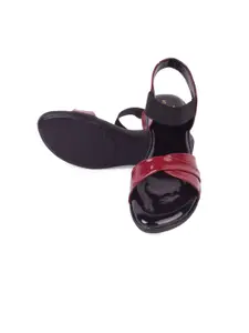 XE Looks Women Maroon & Black Wedge Sandals