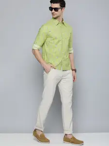Levis Men Light Green And Brown Slim Fit Printed Casual Shirt