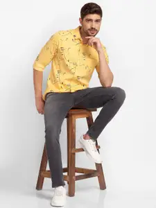 SPYKAR Men Yellow Slim Fit Printed Casual Shirt
