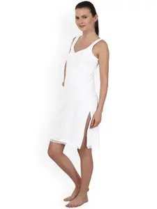BLAZON Women White Solid Full Slip Camisoles