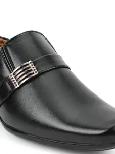 Fashion Victim Men Black Solid Formal Slip-On Shoes