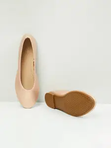 max Women Rose Gold Embellished Ballerinas Flats