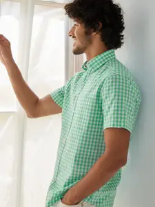 Andamen Men Green Classic Checked Casual Shirt