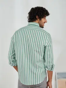 Andamen Men Green Classic Striped Casual Shirt